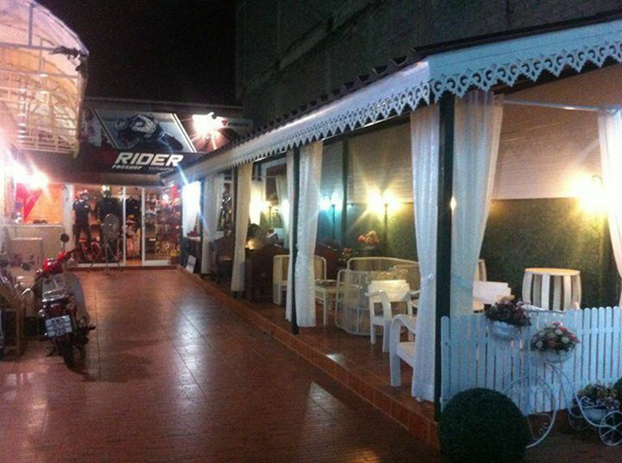 Hotel Khunnai House Chiang Mai Zewnętrze zdjęcie
