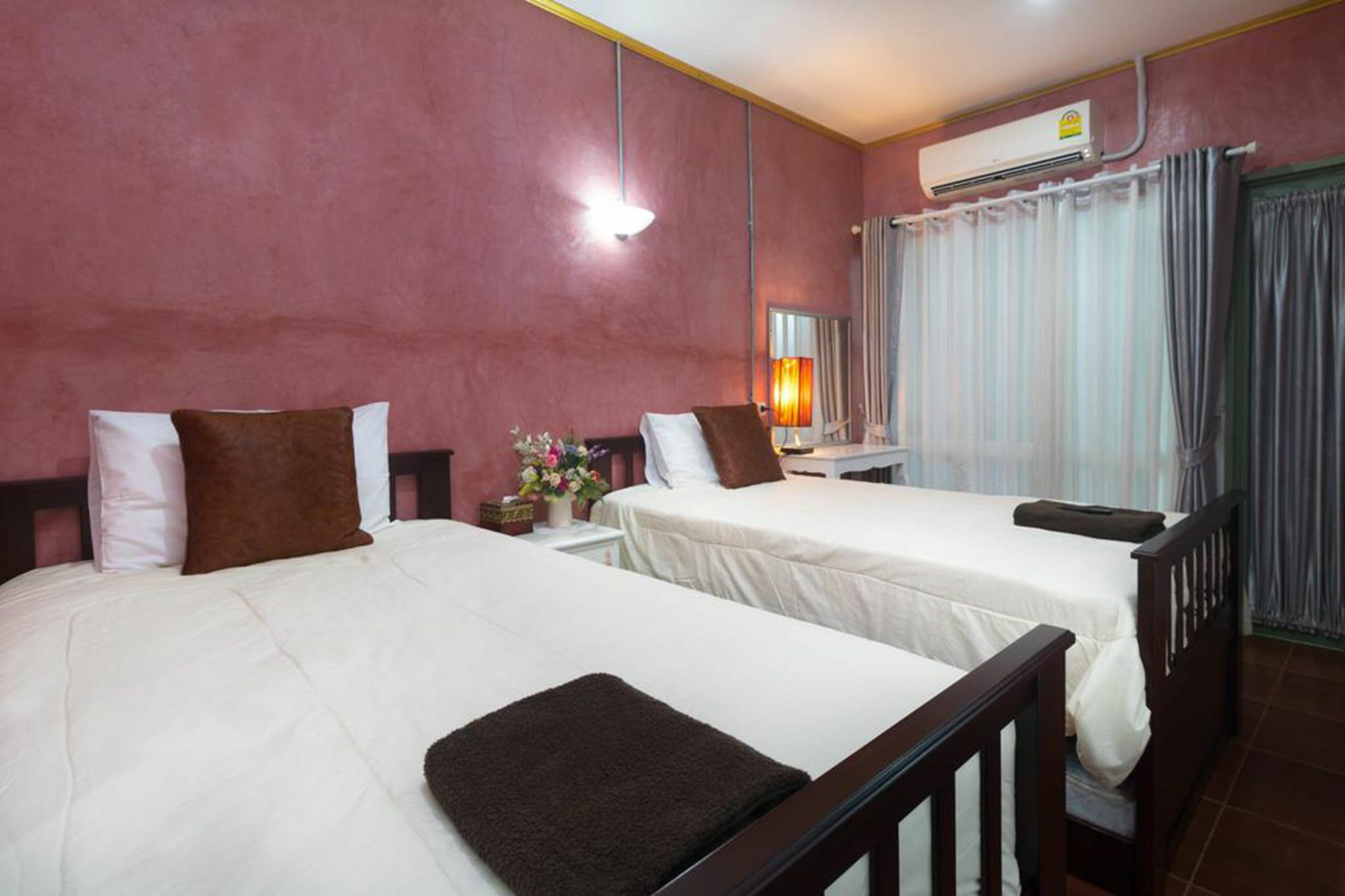 Hotel Khunnai House Chiang Mai Zewnętrze zdjęcie